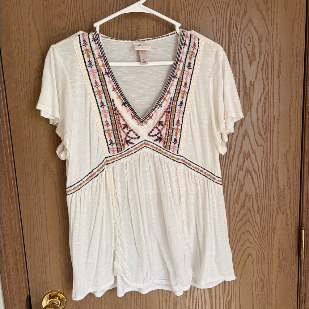 Knox Rose Cream Boho Embroidered V-Neck Top